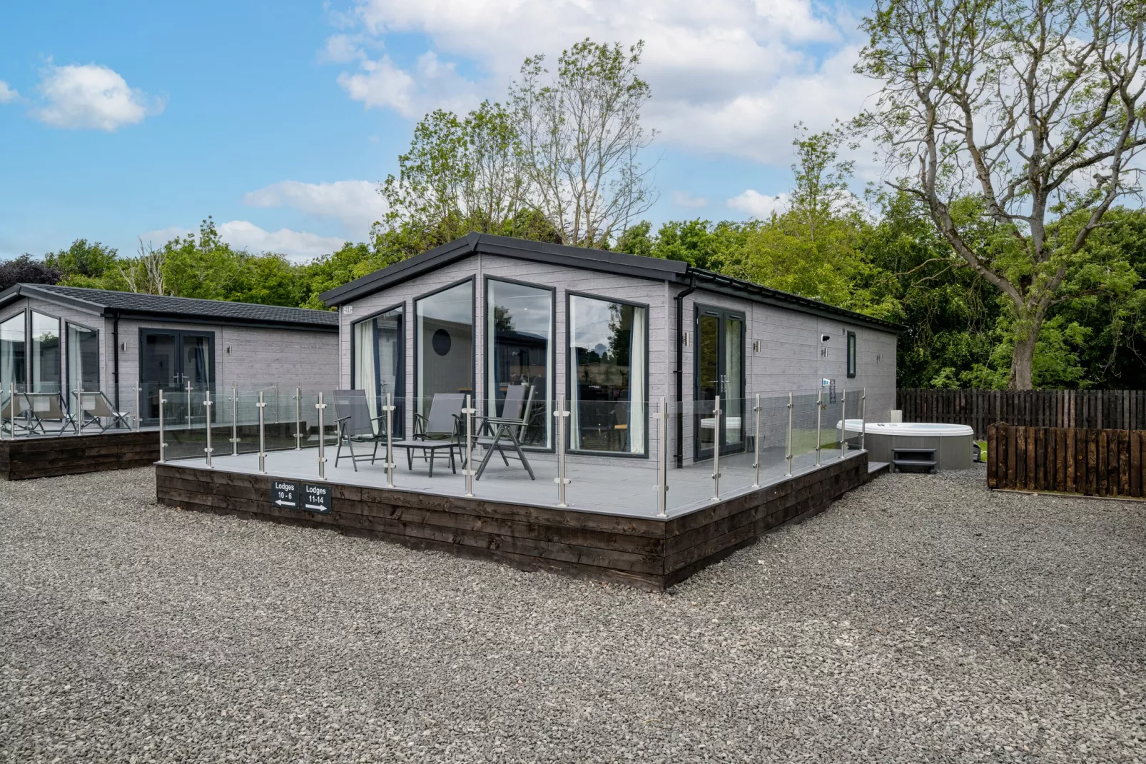 PADDOCK  DELUXE 2 BED CHALET
