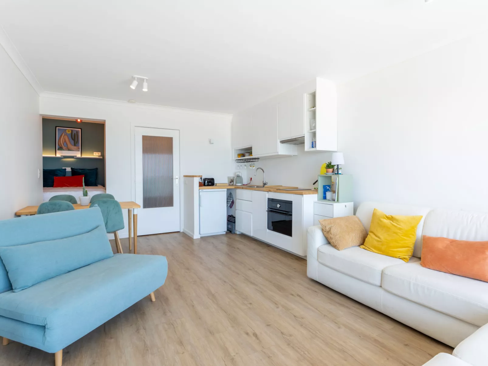 Westcliff I with seaview
