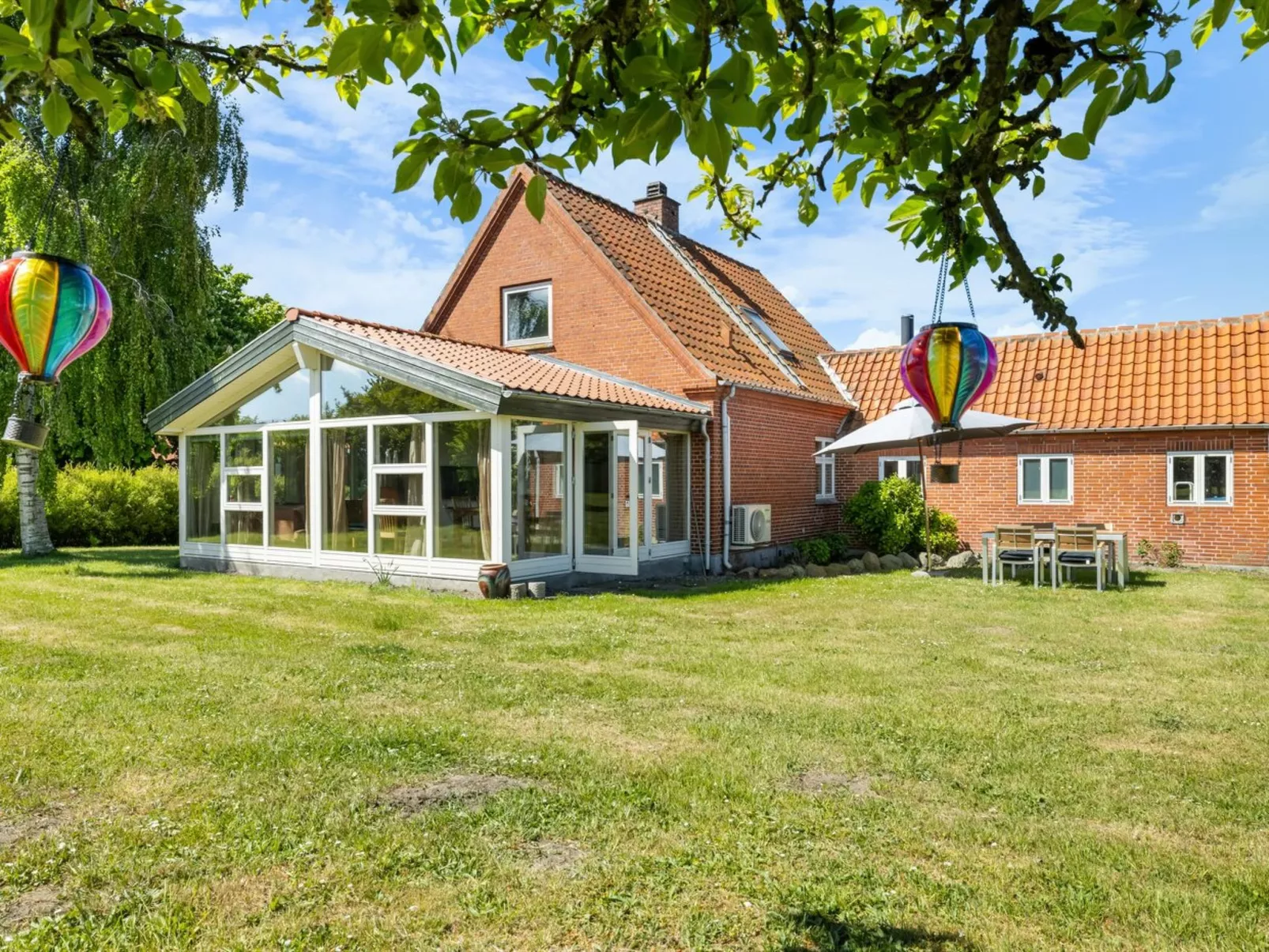 "Alisa" - 2.5km from the sea