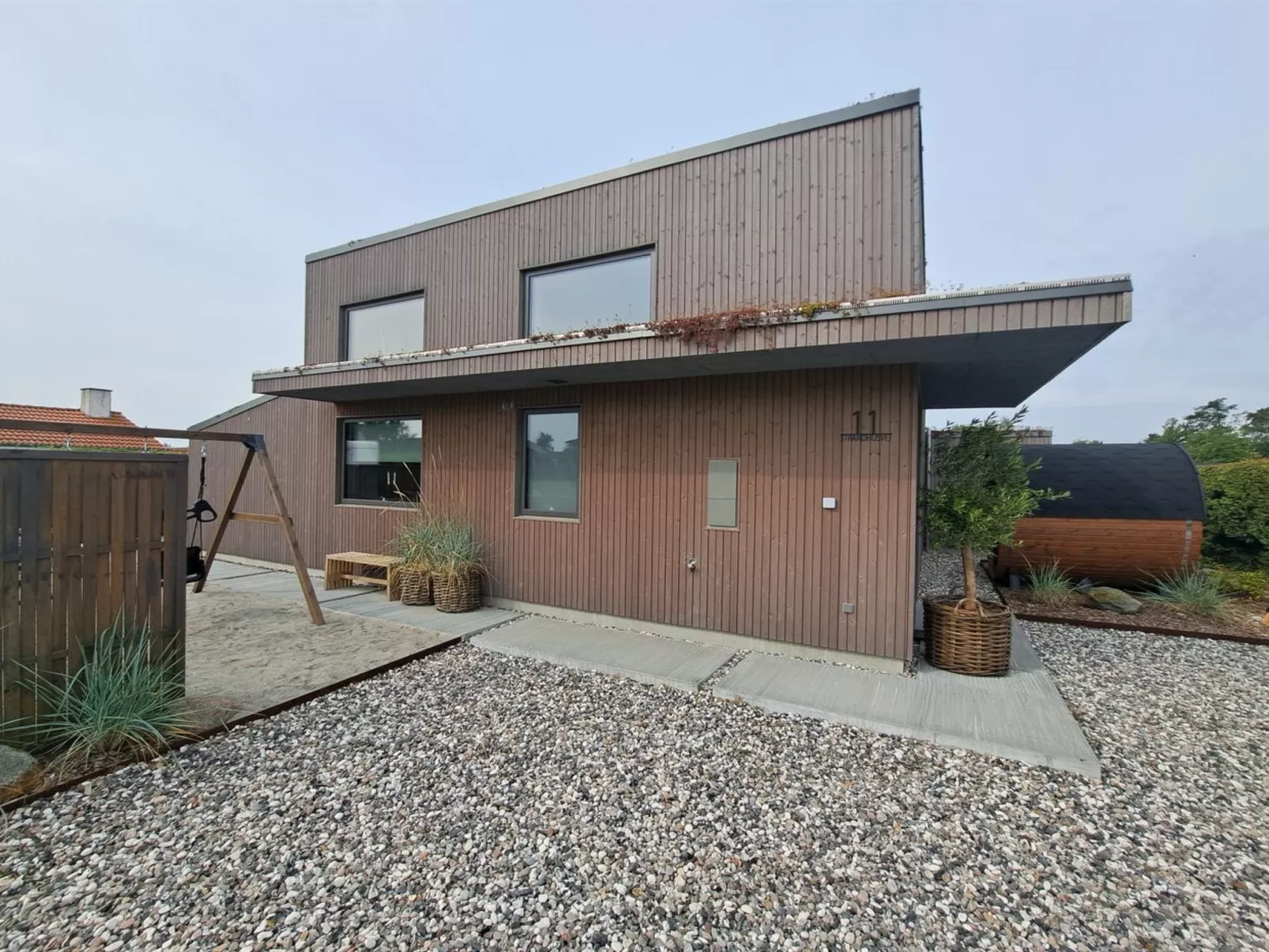 "Elvie" - 150m from the sea-Dehors