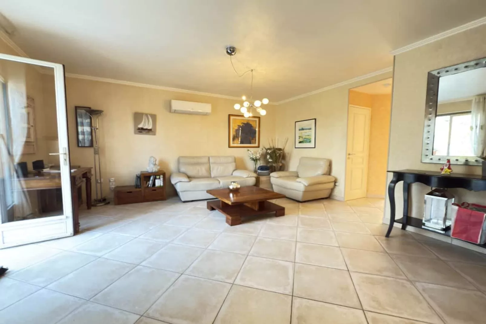 63 - Appartement ave
