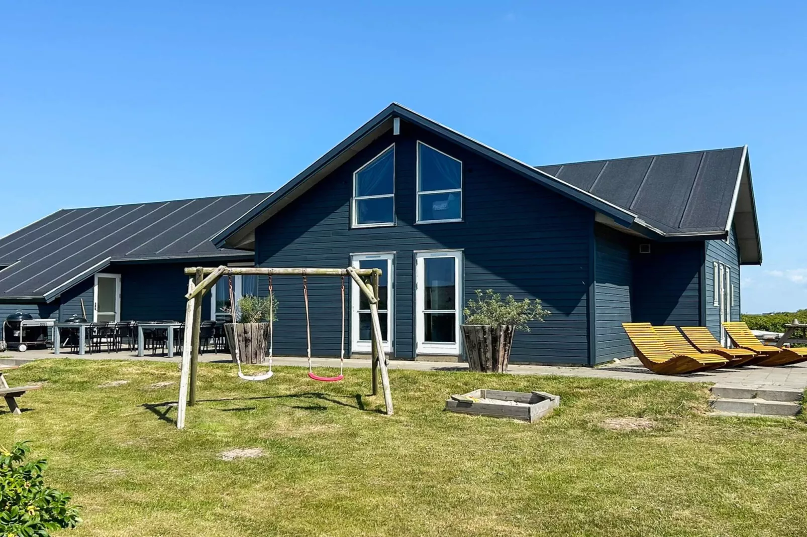 18 Personen Ferienhaus in Harboøre