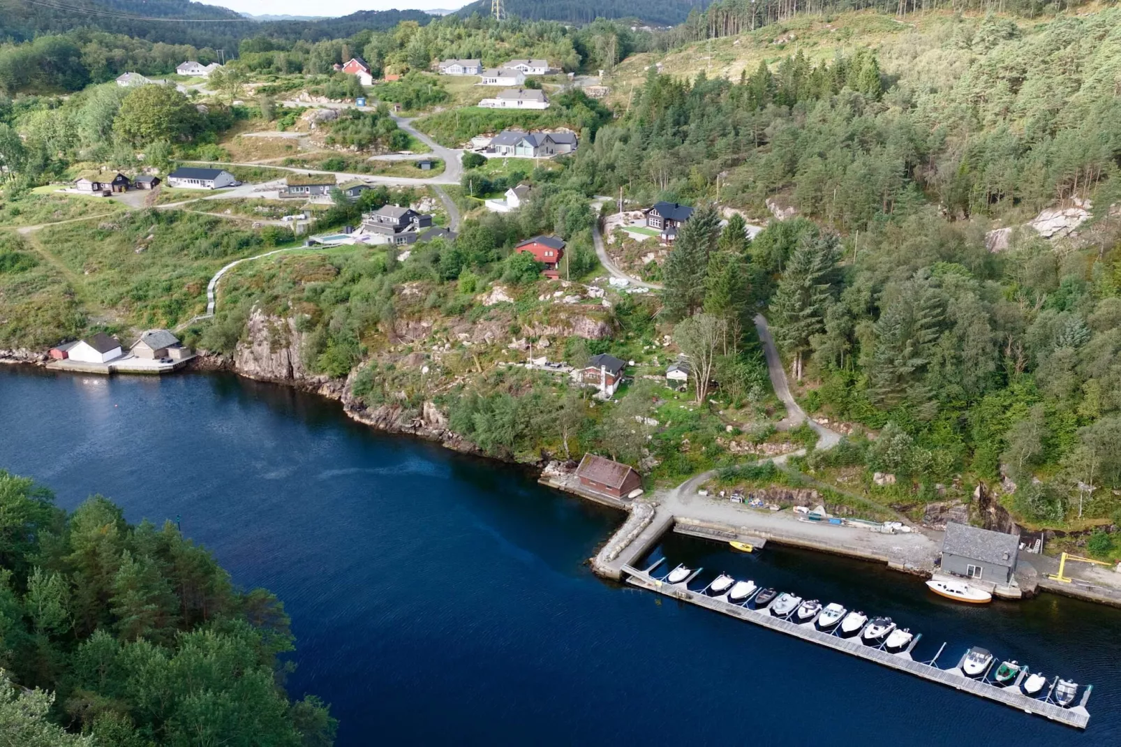 VALEVÅG 04133-Outdoor
