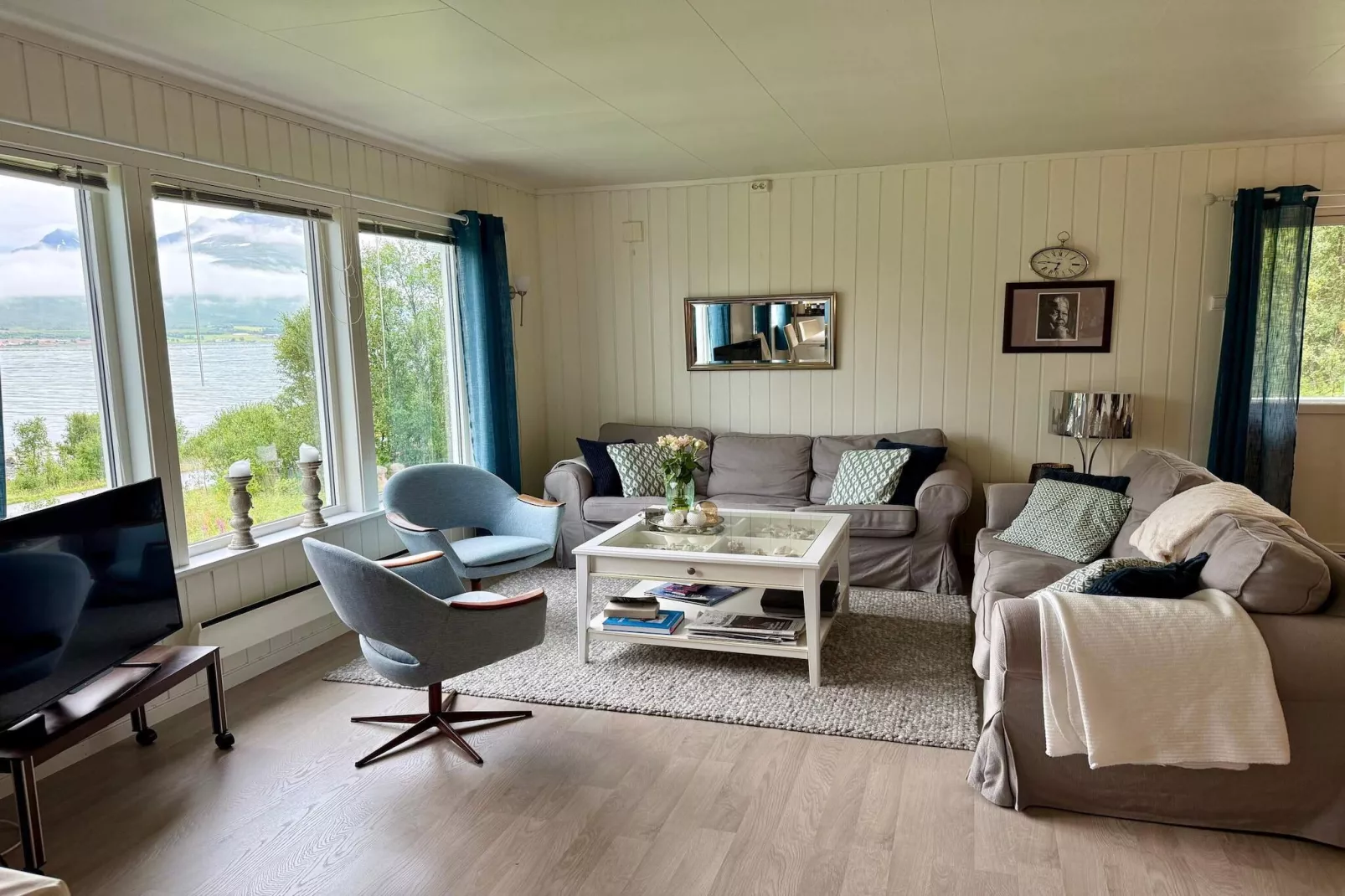 Seaside Retreat in Lyngen-By Traum-Indoor
