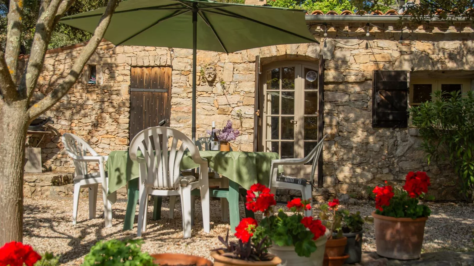 La Bergerie-Terrace balcony