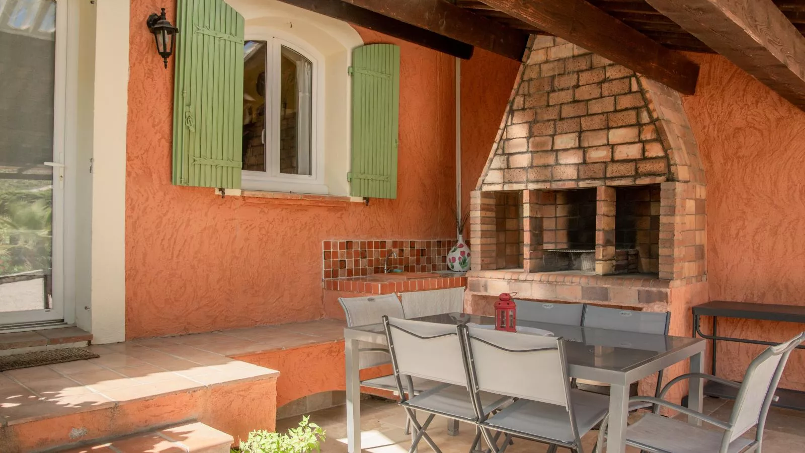 Villa Nycou-Balcon-terrasse