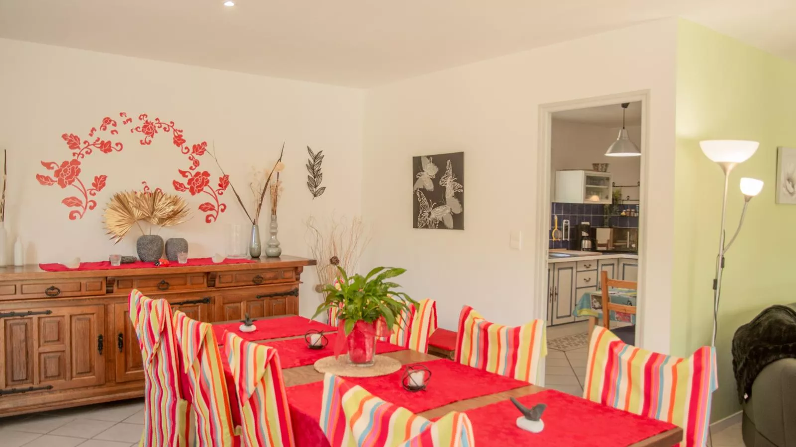 Loustalet Plus-Dining room