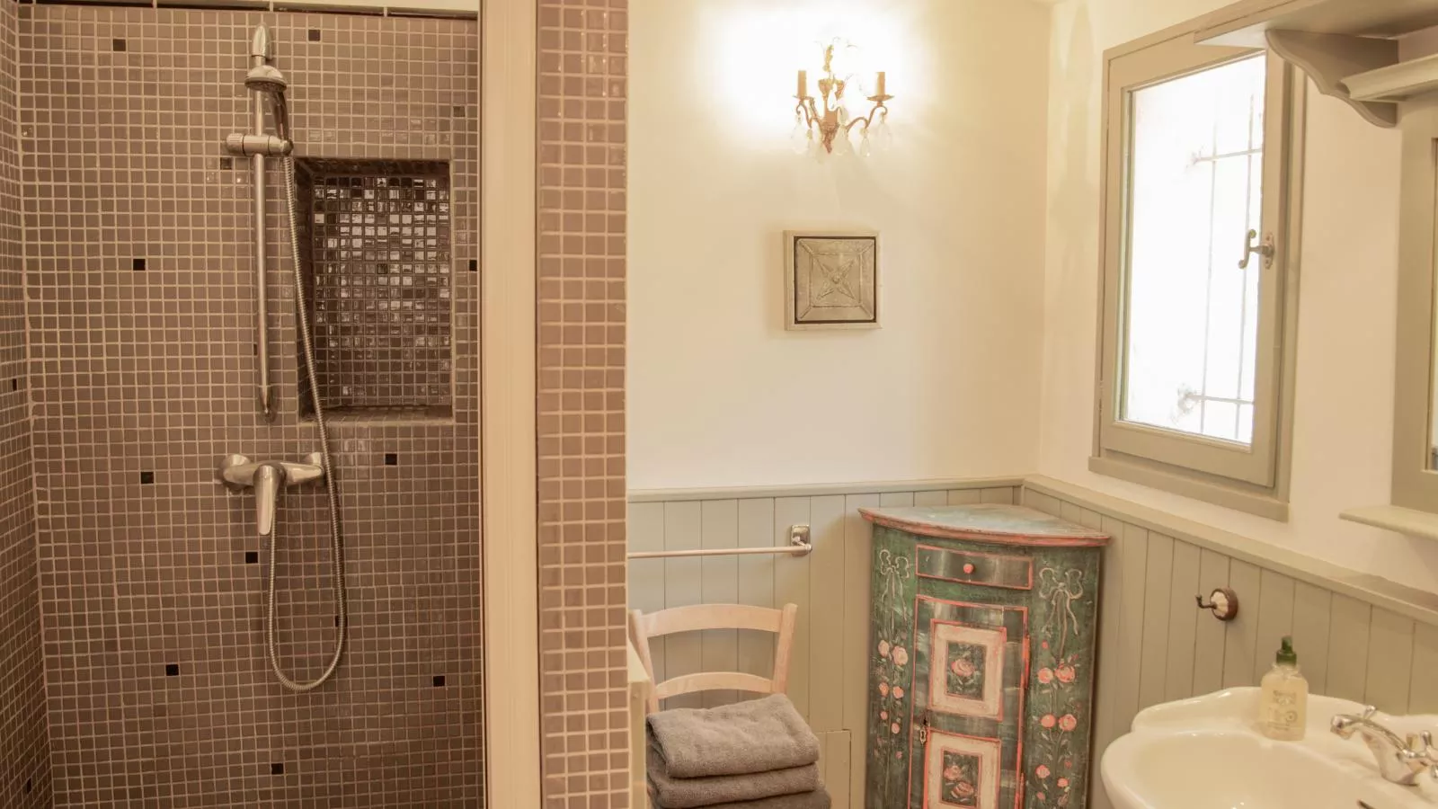 Le Mas Romarin-Bathroom