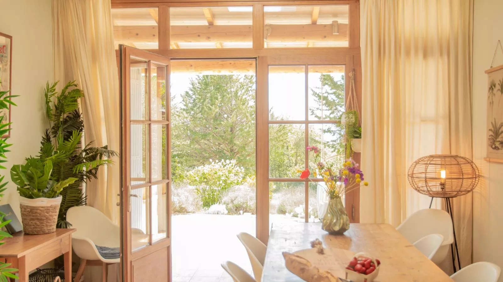 Villa Cantirane-Dining room