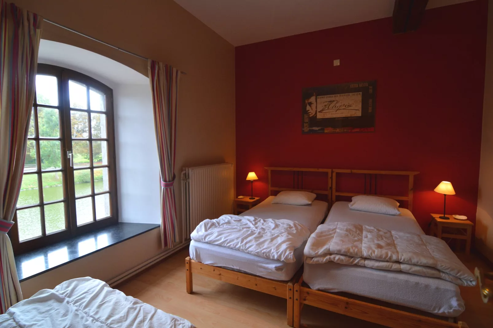 Sur les Douves-Bedroom