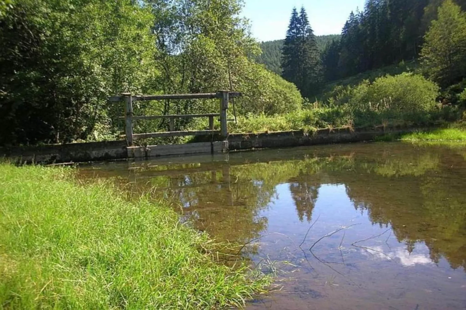 Marianne-Areas within 20km in summer