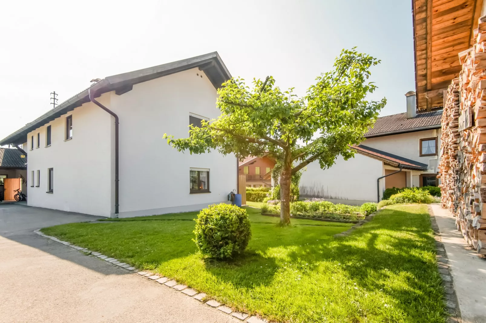 Oachkatzl-Exterior in summer