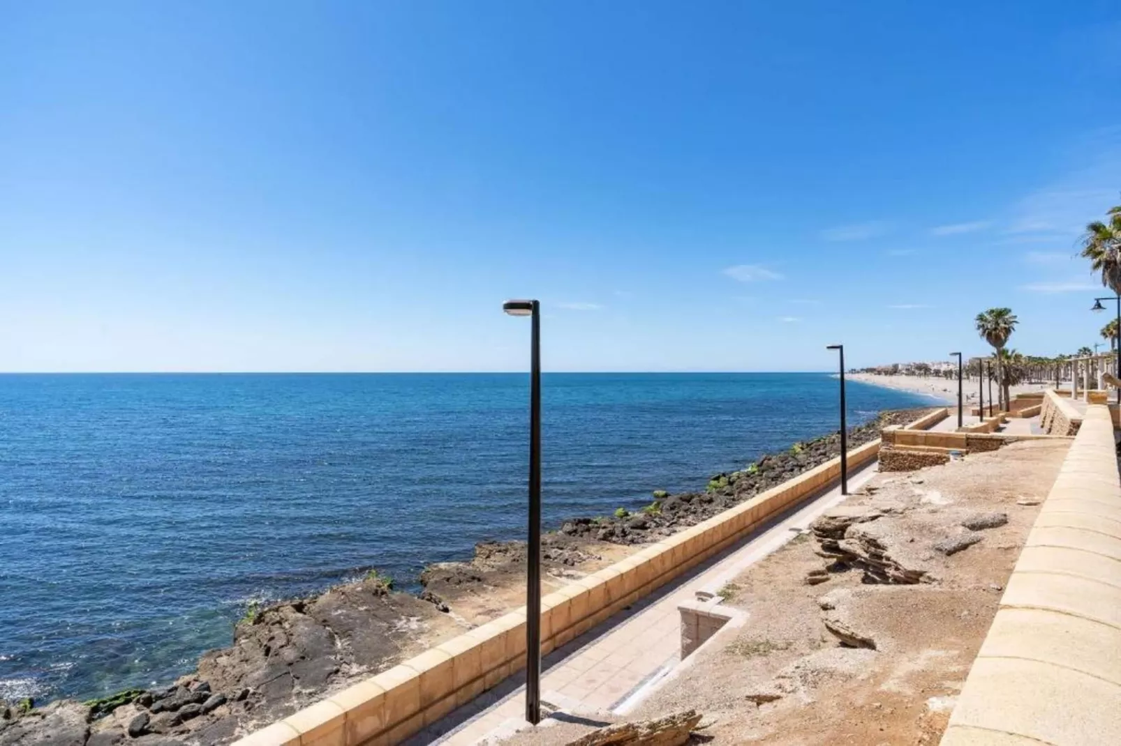 Macael Bajo 202-Areas within 20km in summer