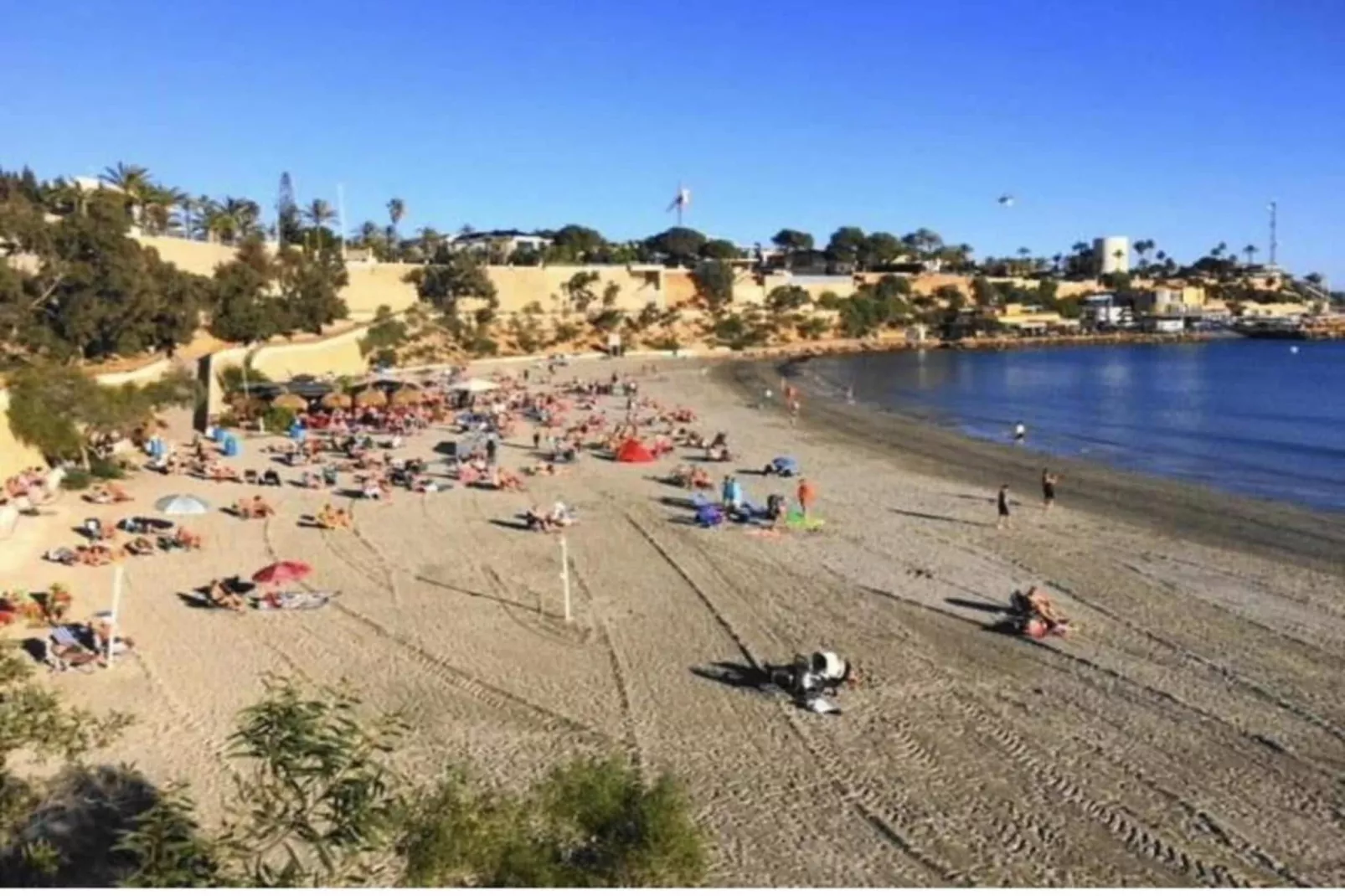 Picasso-Areas within 20km in summer