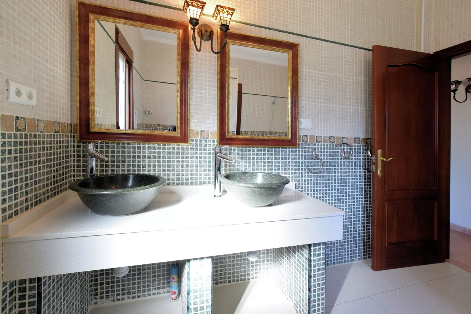 Las Casillas 1-Bathroom