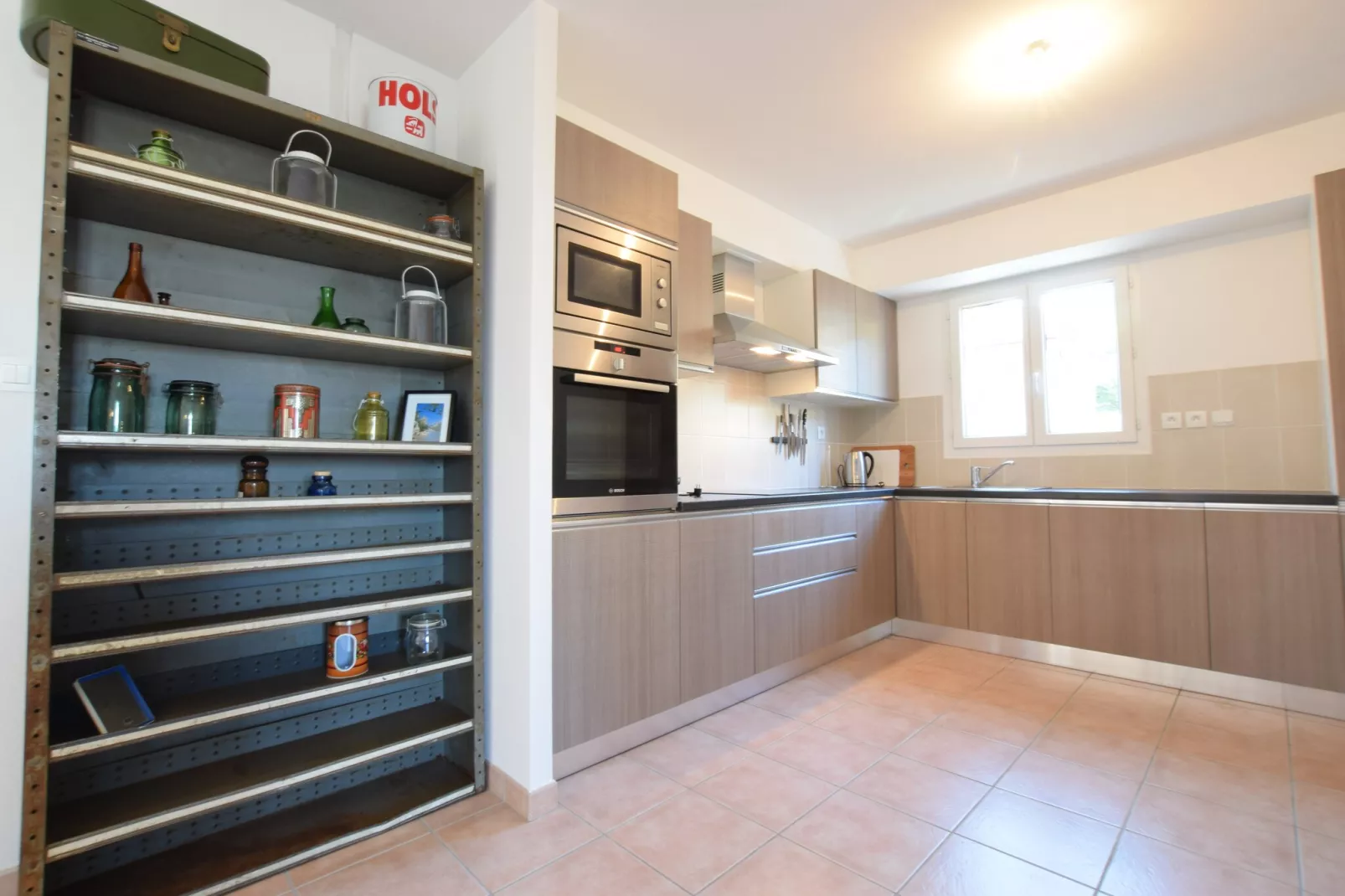 Villa Joyeuse 36-Kitchen