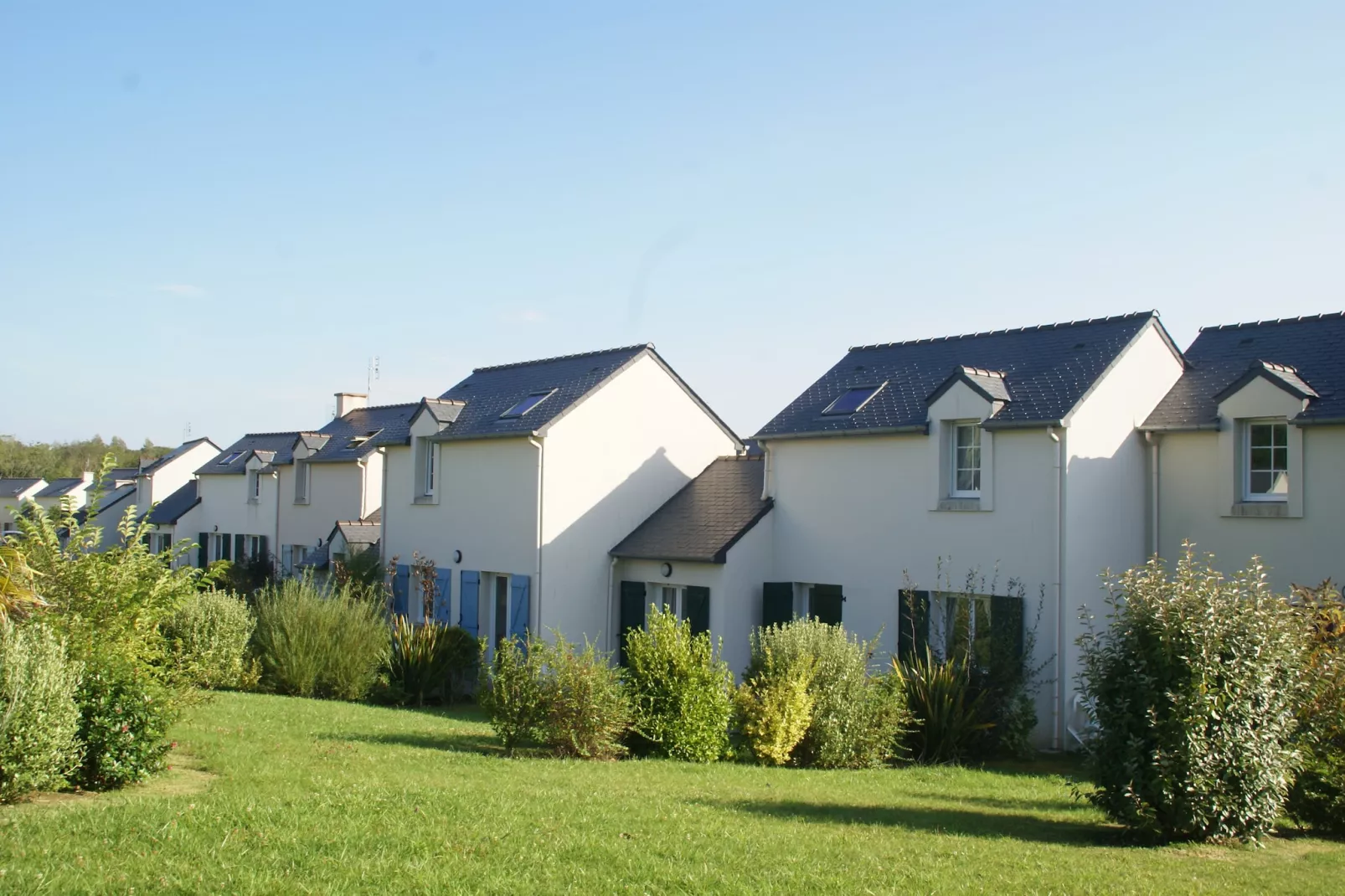 Le Hameau de Peemor Pen 3-Exterior in summer