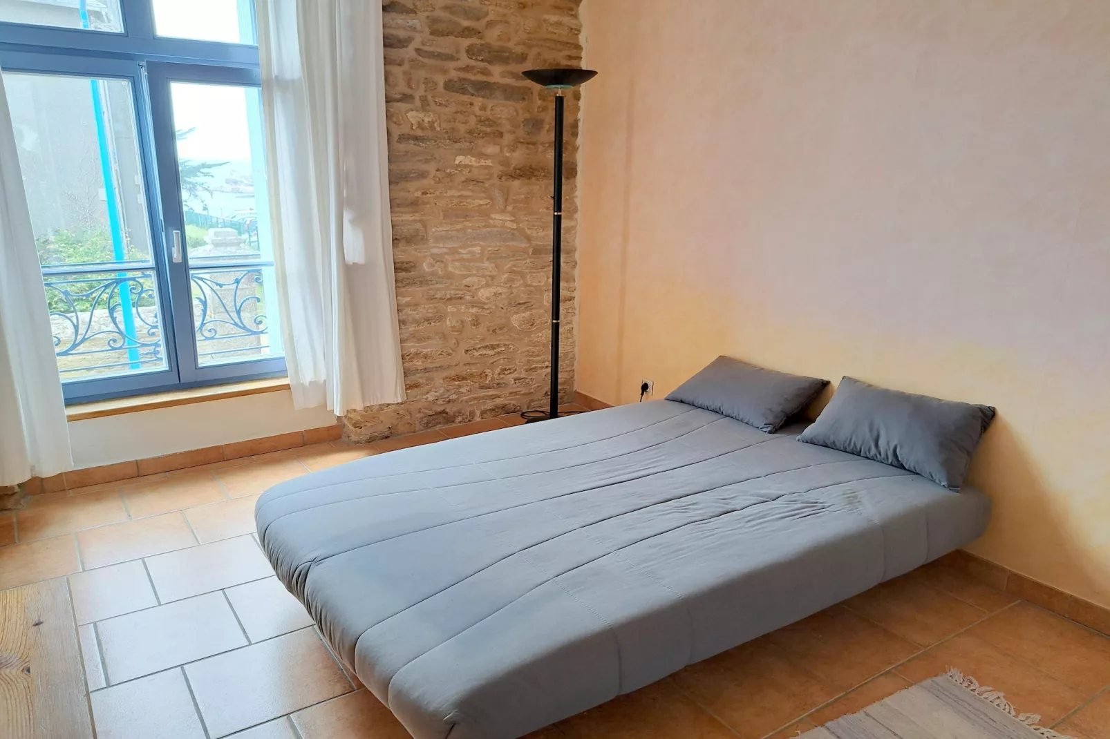 Ancienne Gendarmerie  studio A-Chambre