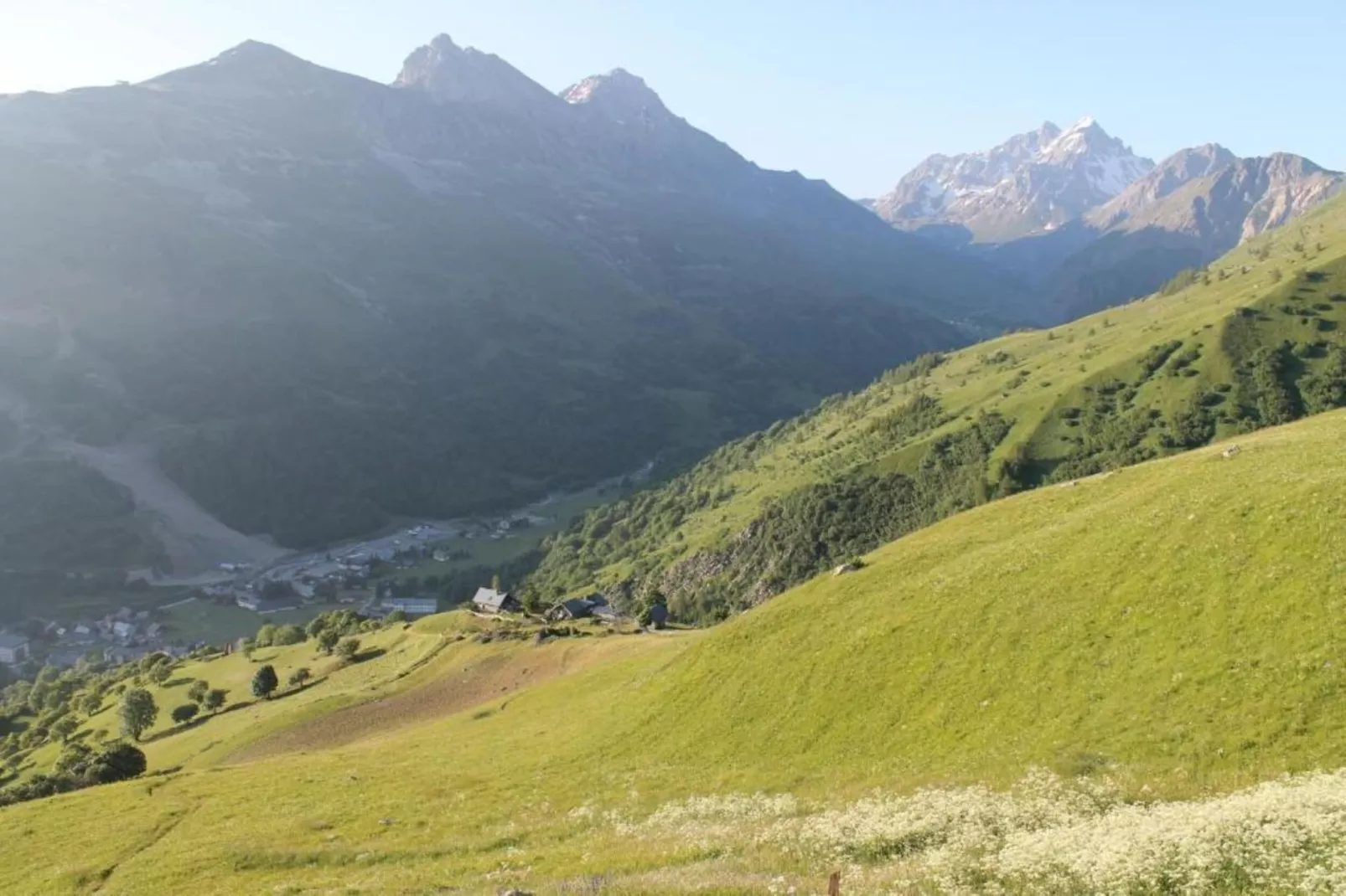 Residence Le Hameau de Valloire 3-Areas within 20km in summer