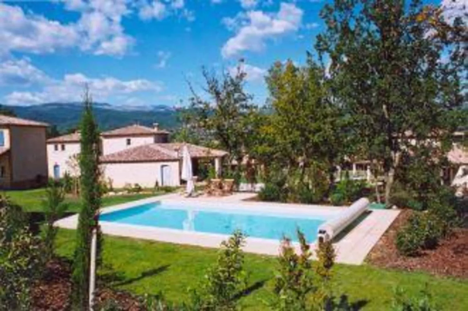 Domaine de Fayence 6-Exterior in summer