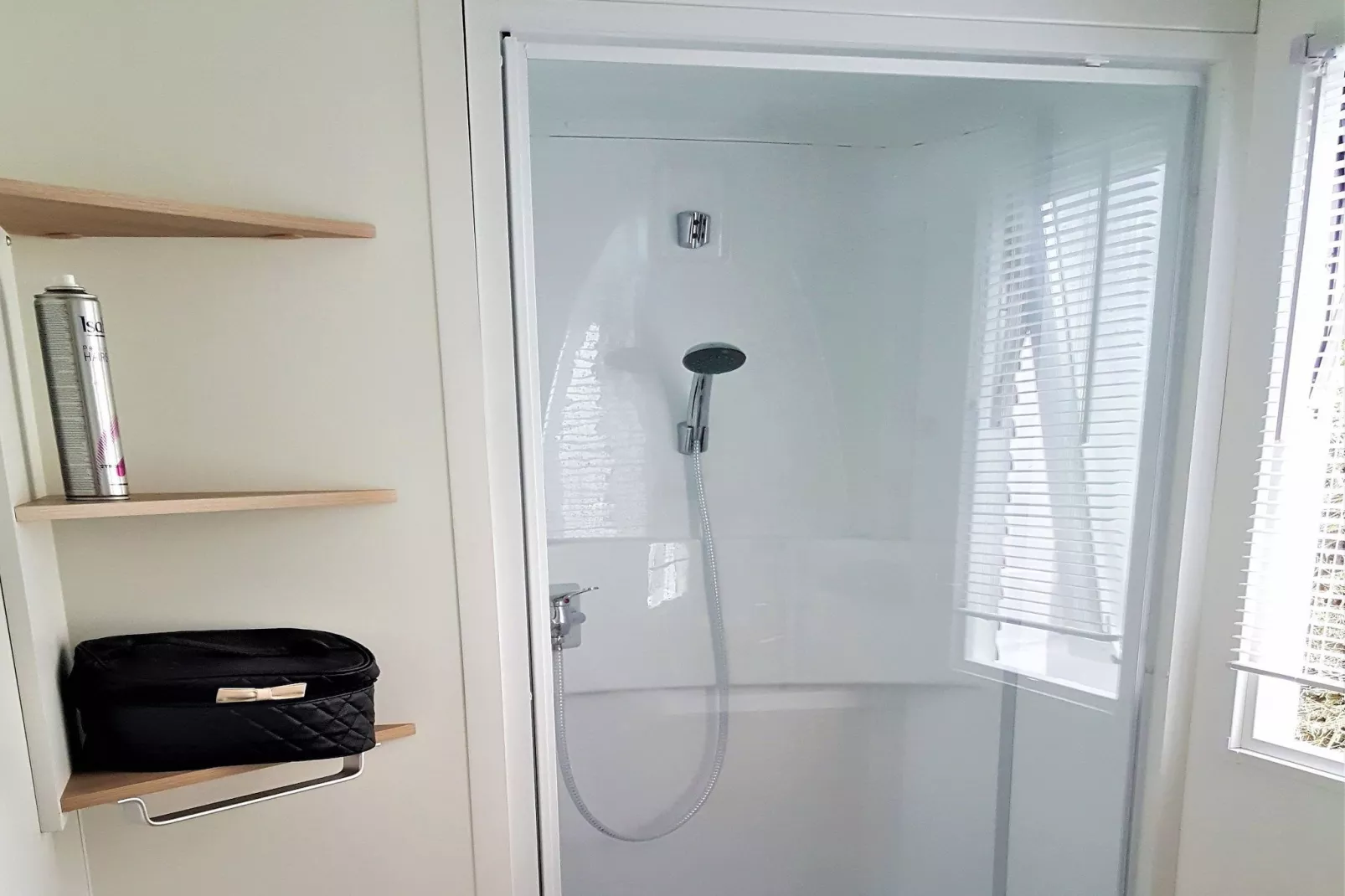 Mobil-home 6 pax-Badezimmer