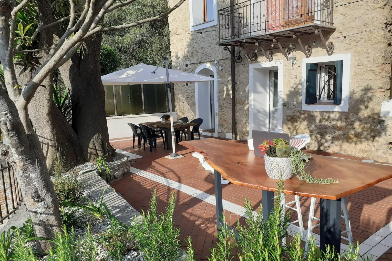 Casa Longo