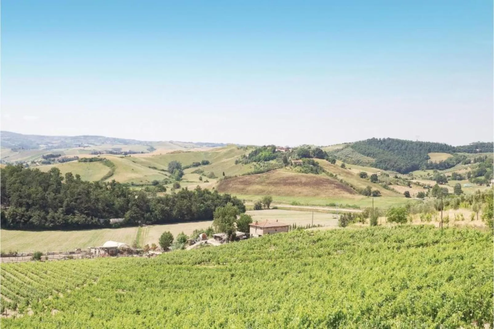 Gaville 8-Areas within 20km in summer