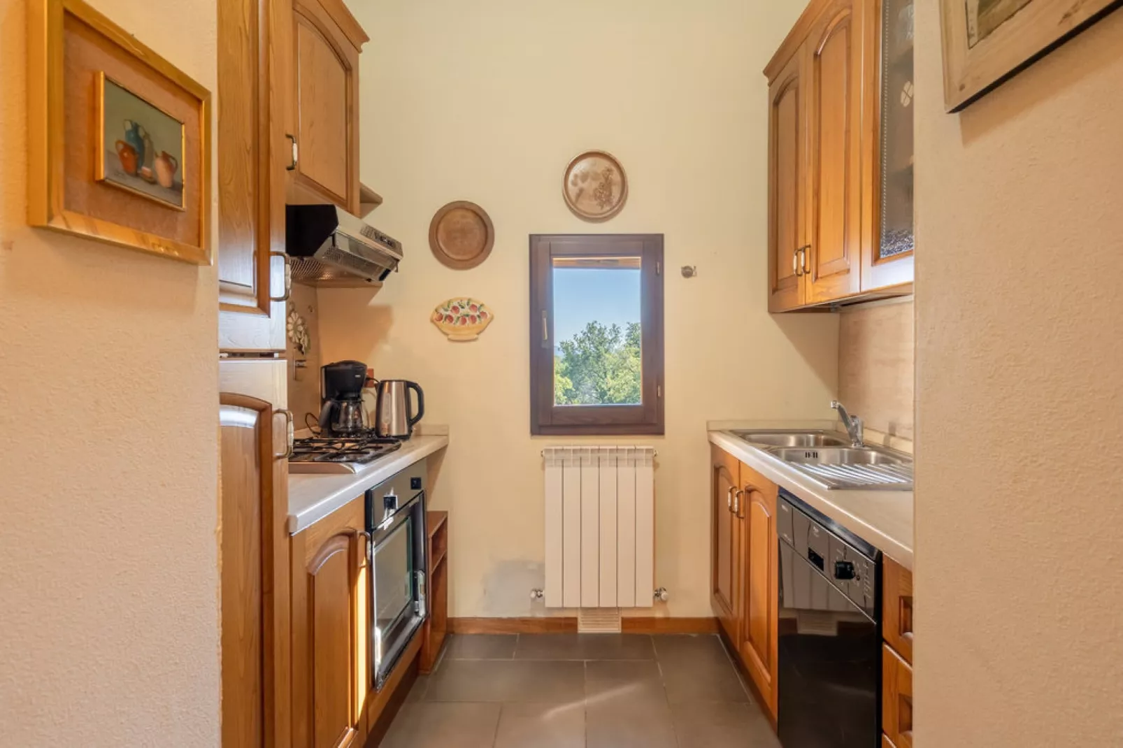 Casa Tir Na Nog-Kitchen