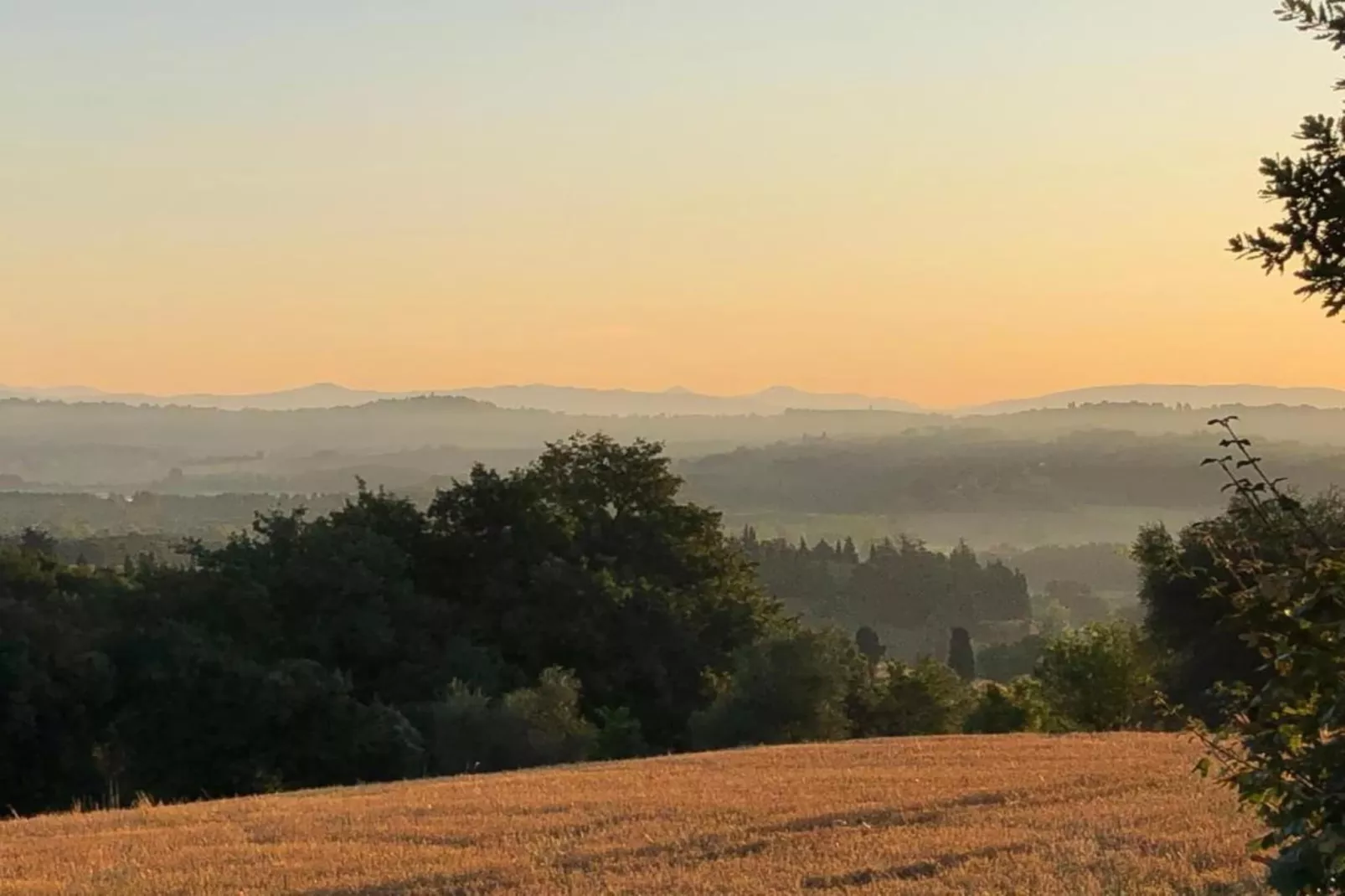 Poggio Casale-Areas within 20km in summer