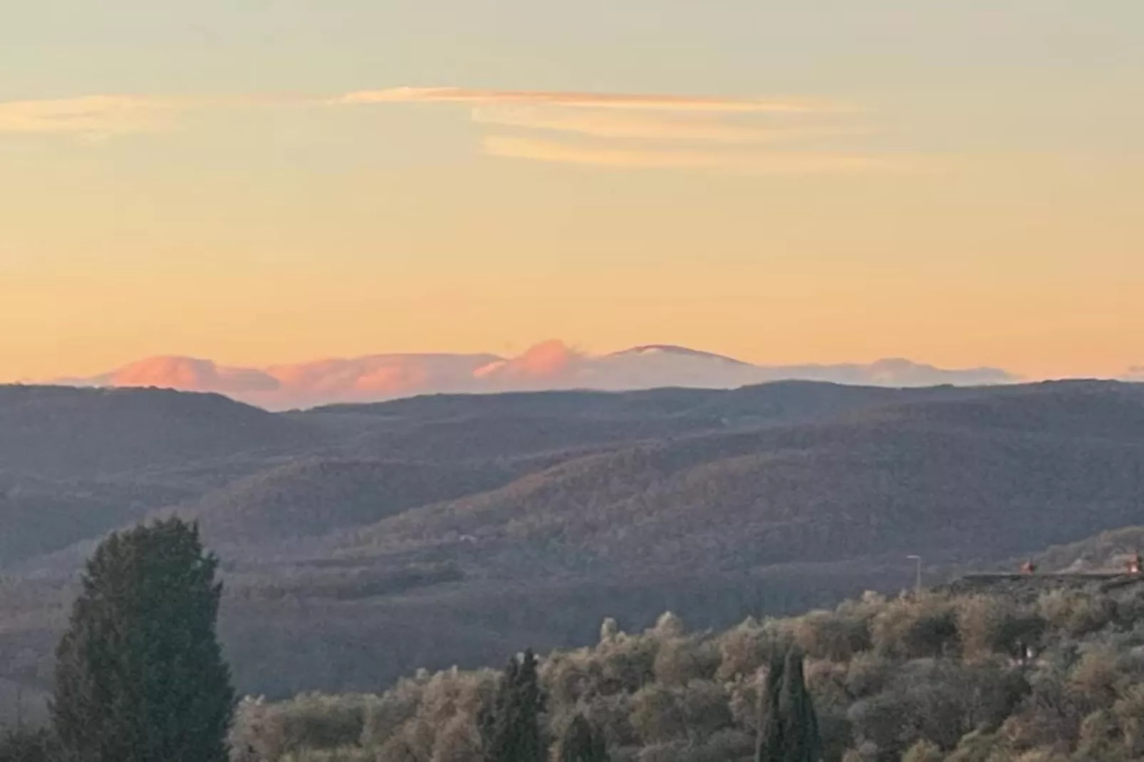 Mandorlo-Areas within 20km in summer