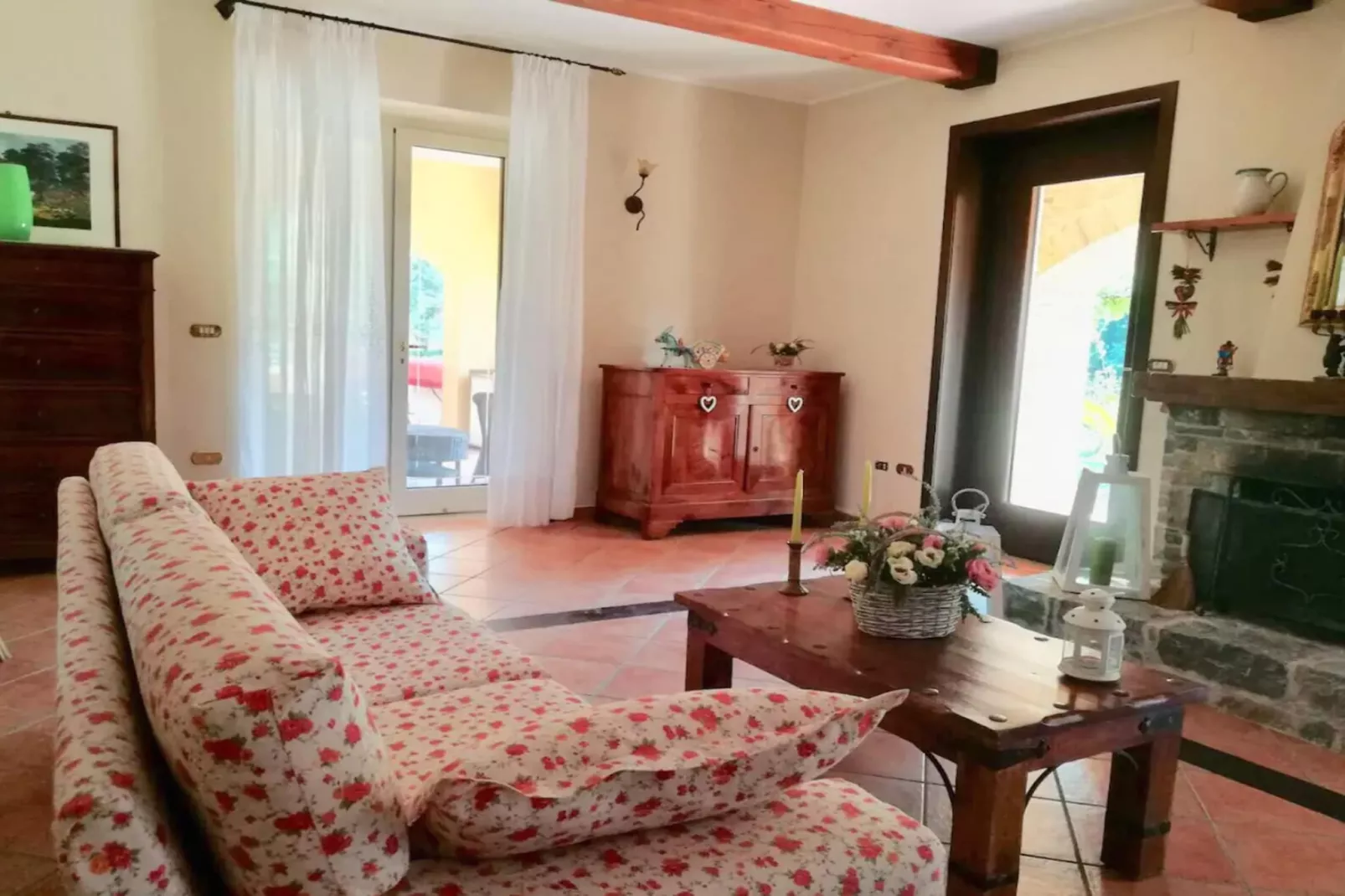 Villa Somnium-Living room