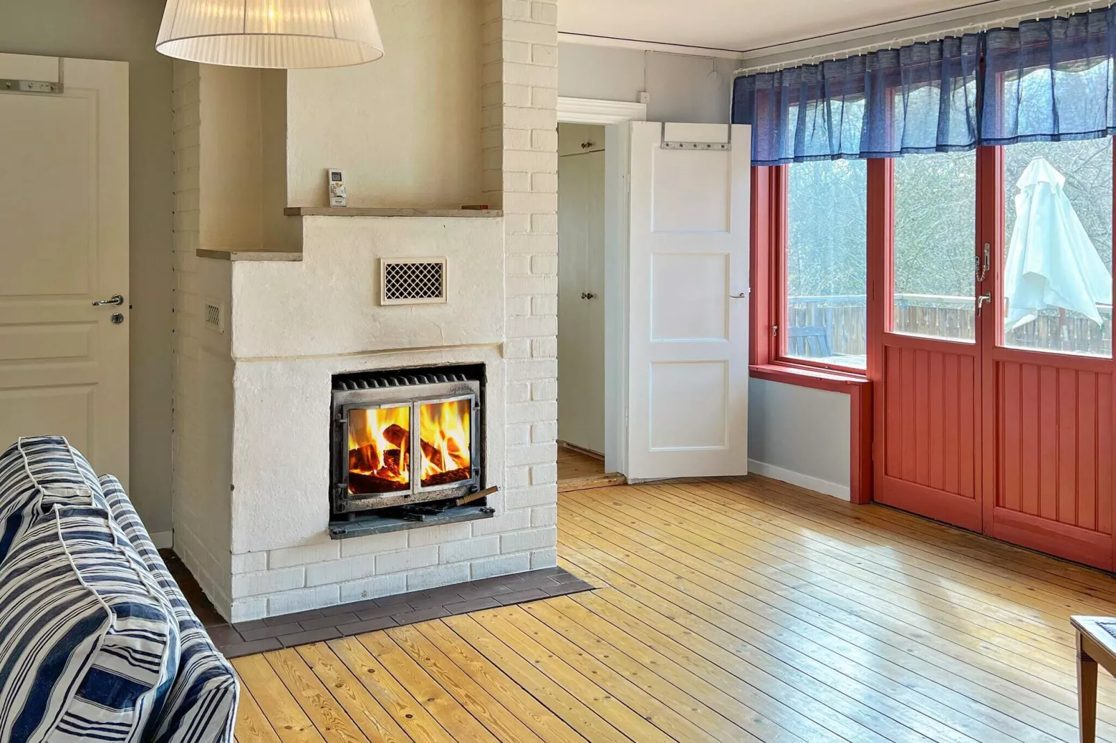 6 person holiday home in MUNSö-By Traum-Indoor
