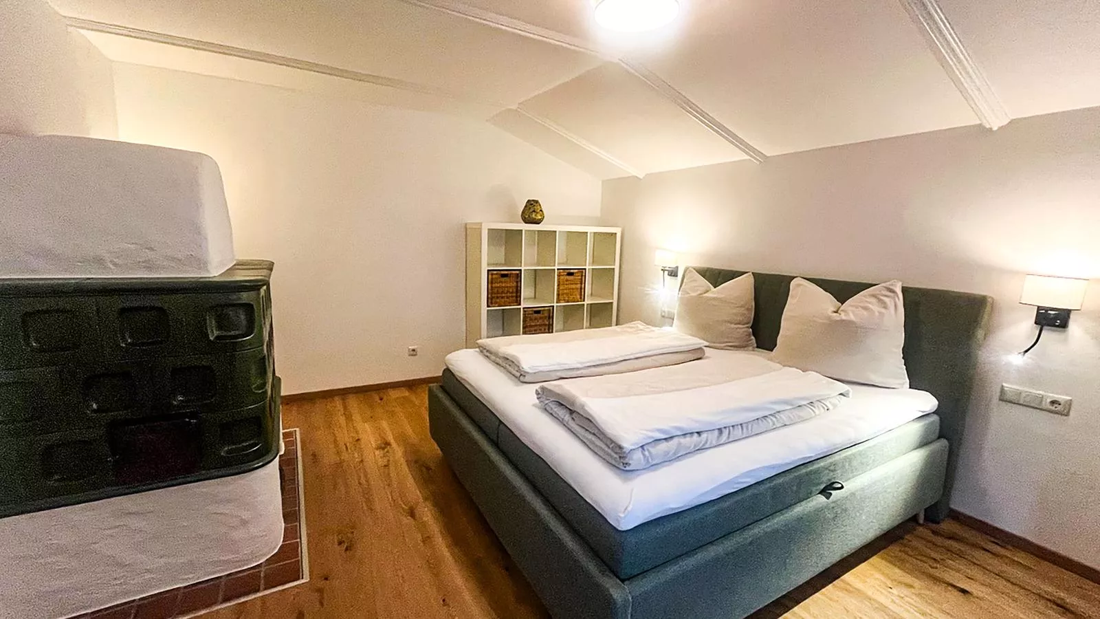 Rosenberger II-Bedroom