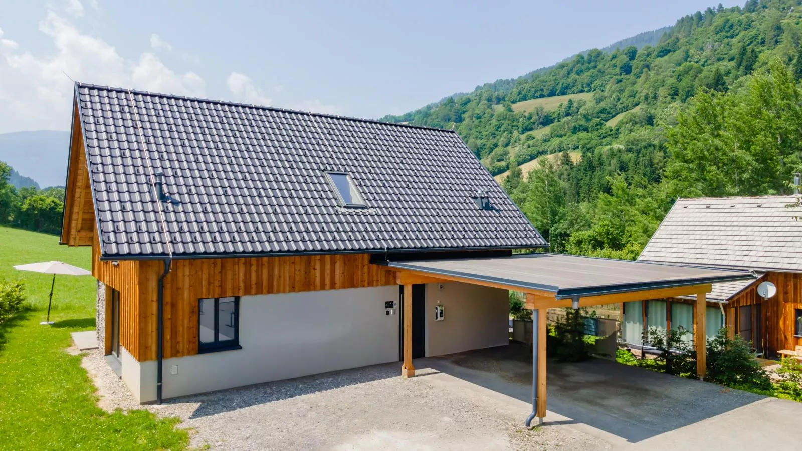 Mountain Chalet Alpinchique-Außenbereich Sommer