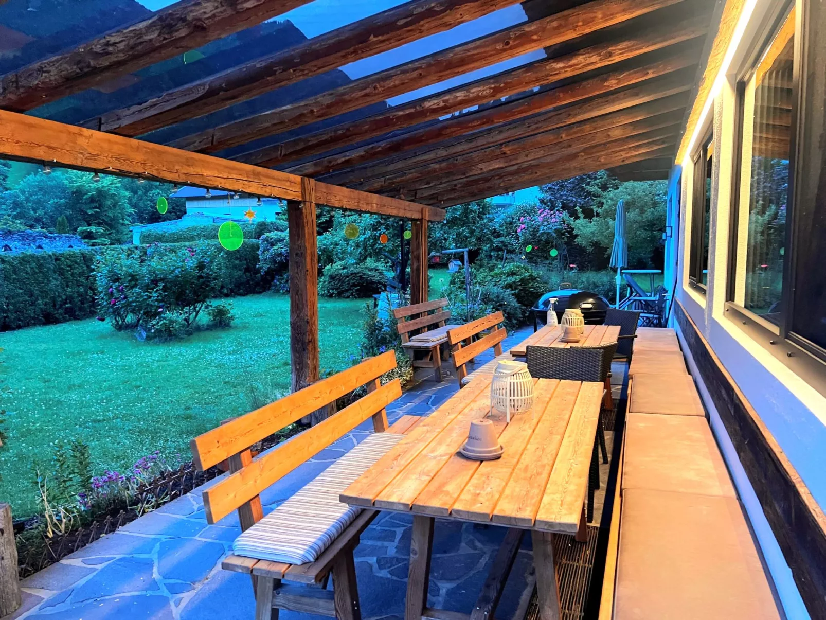 Penz-Outside