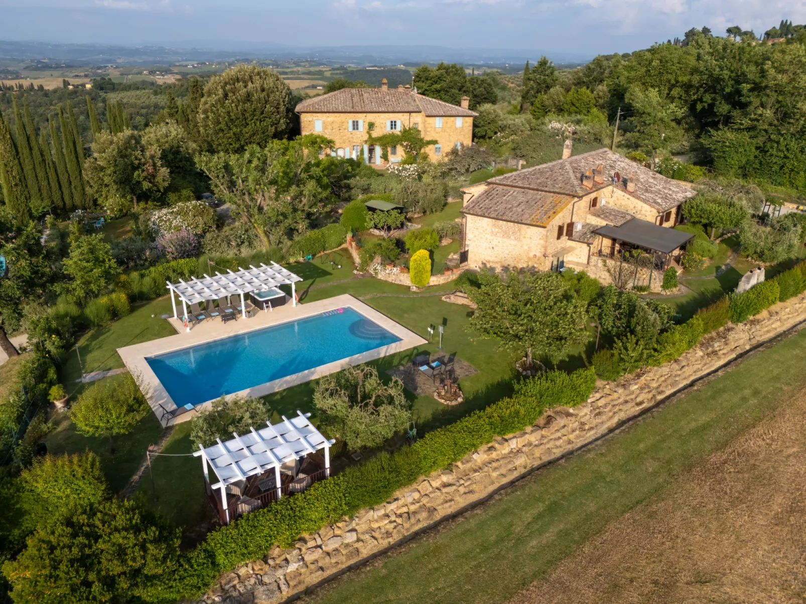 Vineyard View-Outside