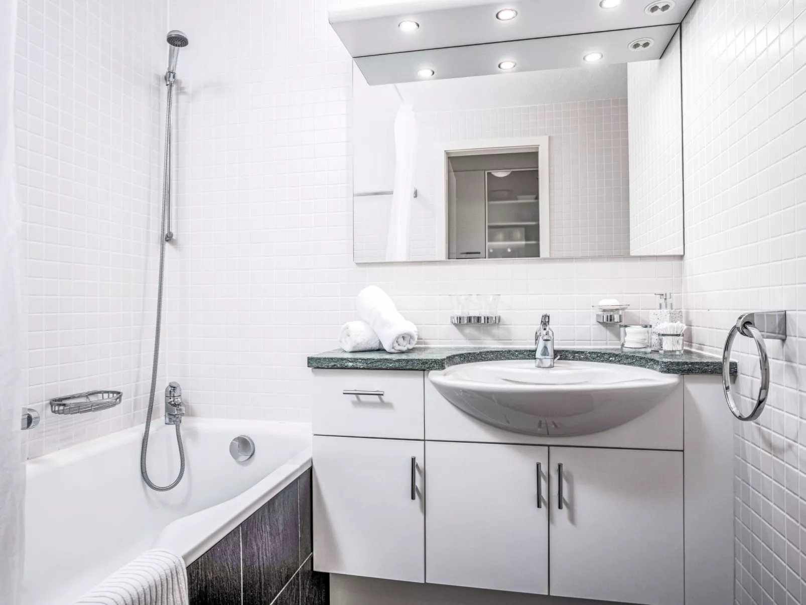 Double Room Modern - Inside