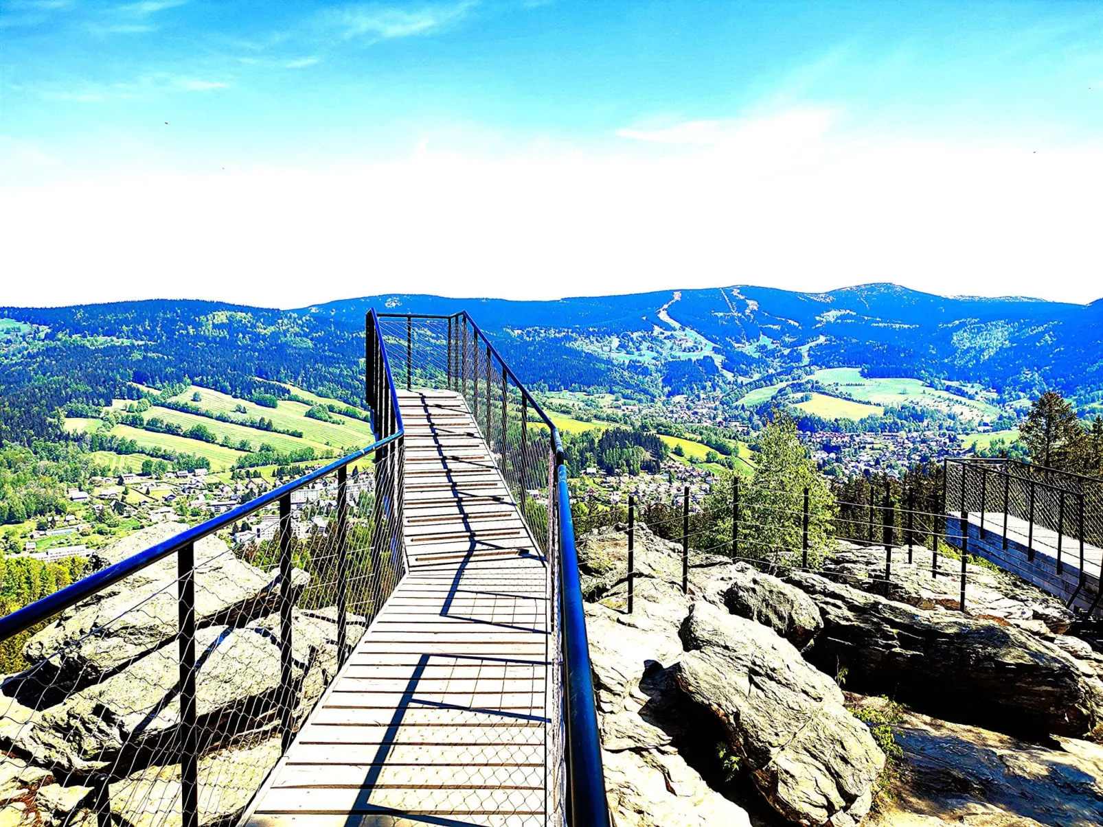 Mountain Luxe Nest & Pool-Environnement