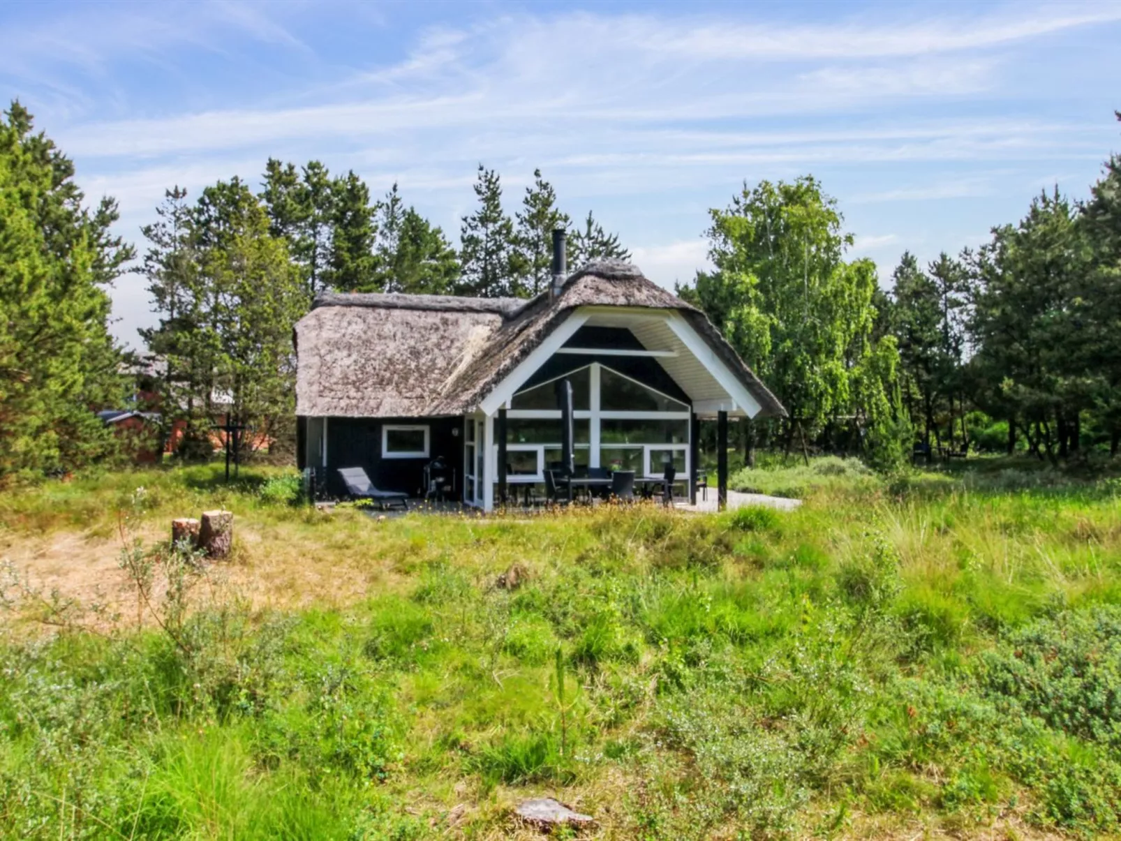 "Karri" - 1.1km from the sea-Outside