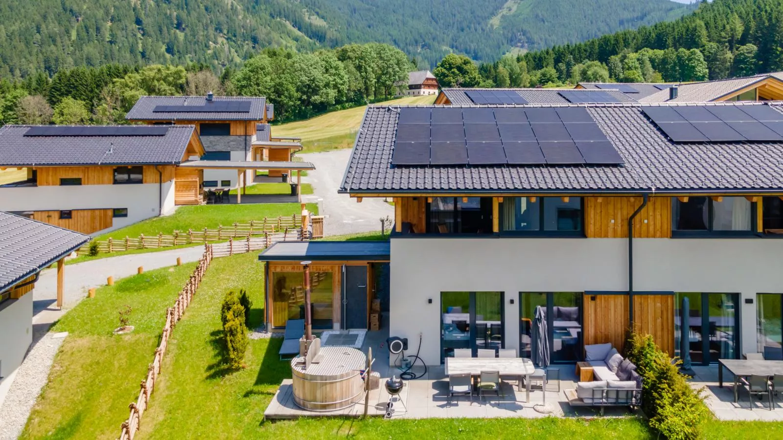 Alpenchalet Lambert-Außenbereich Sommer