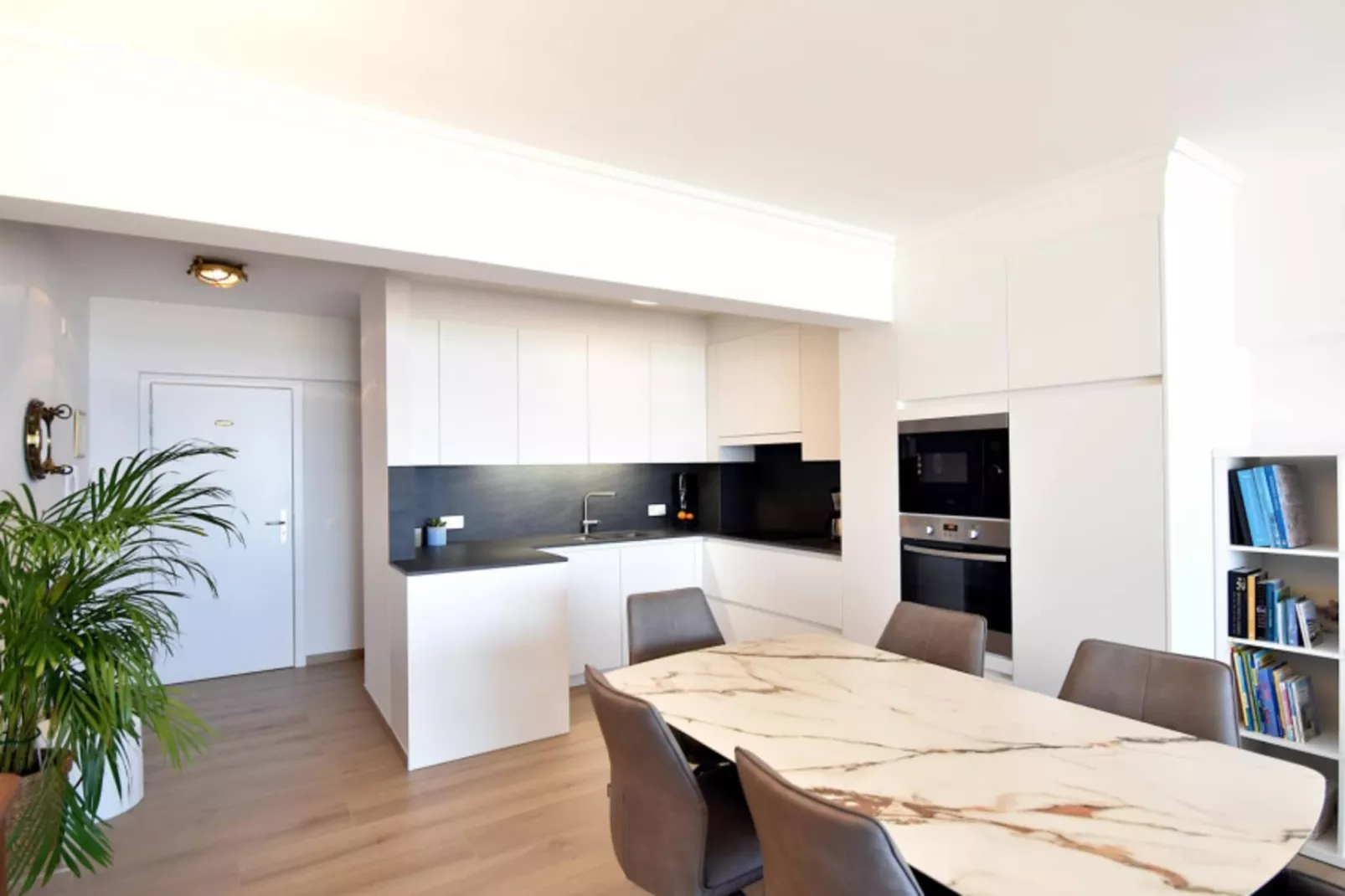 Alexander 0202 5-Kitchen