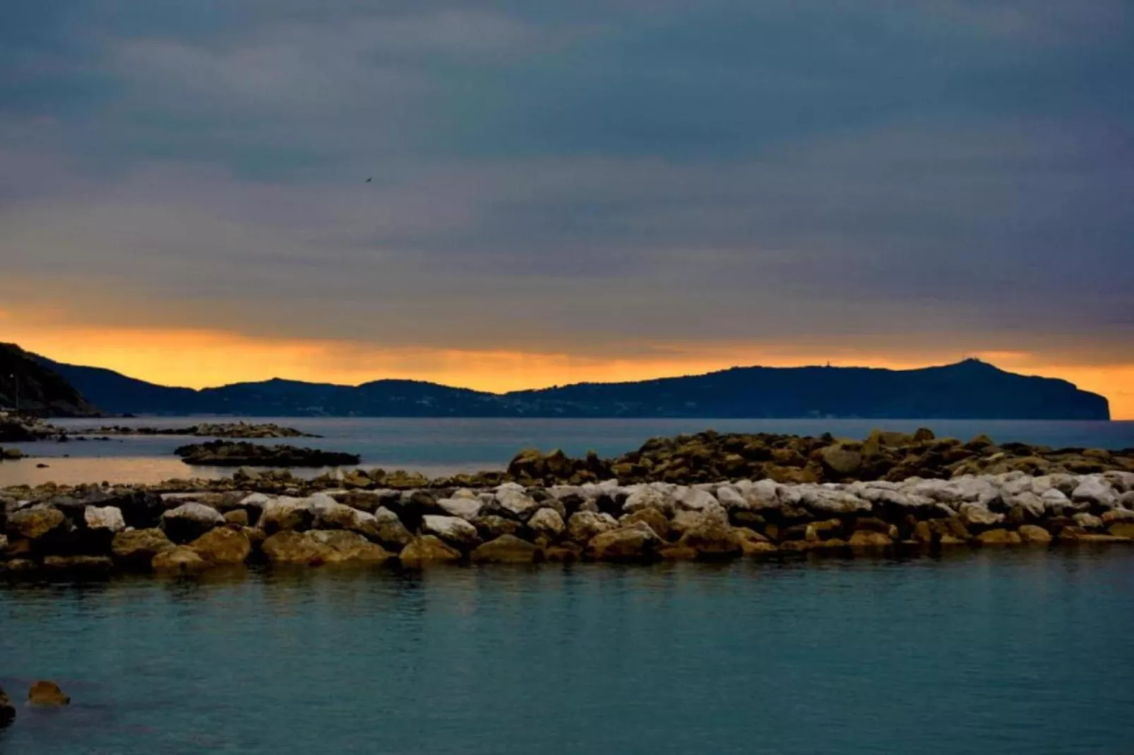 Resort Baia del Silenzio Caravan-Areas within 1km in summer