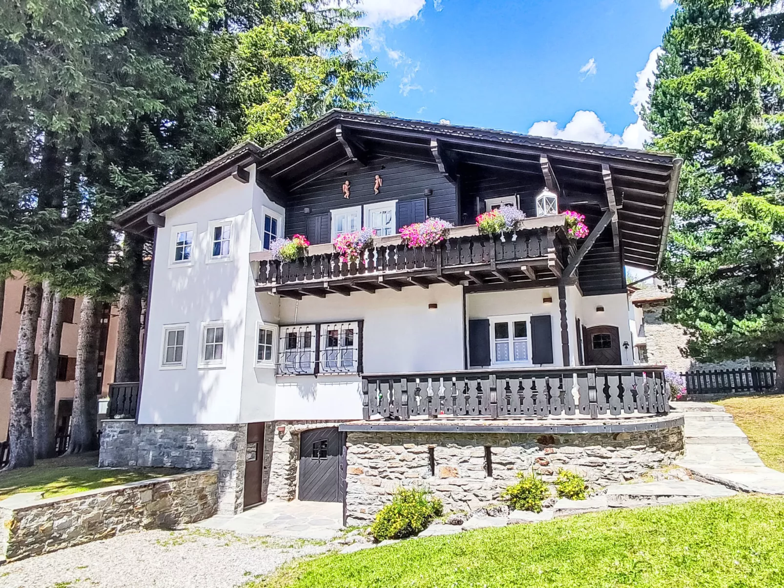 Chalet Franca-Outside