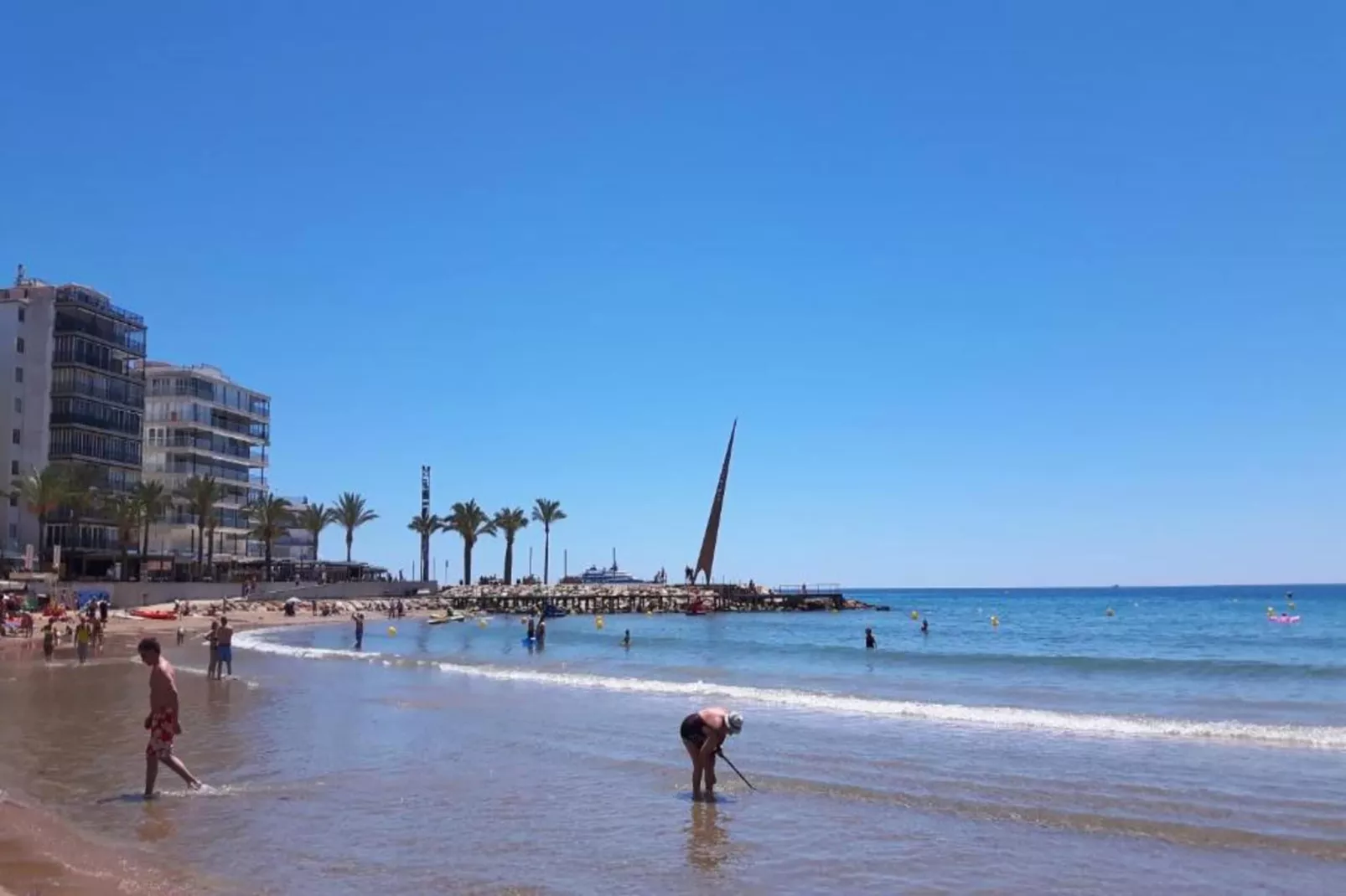 BLUE BEACH Apartments-Areas within 1km in summer