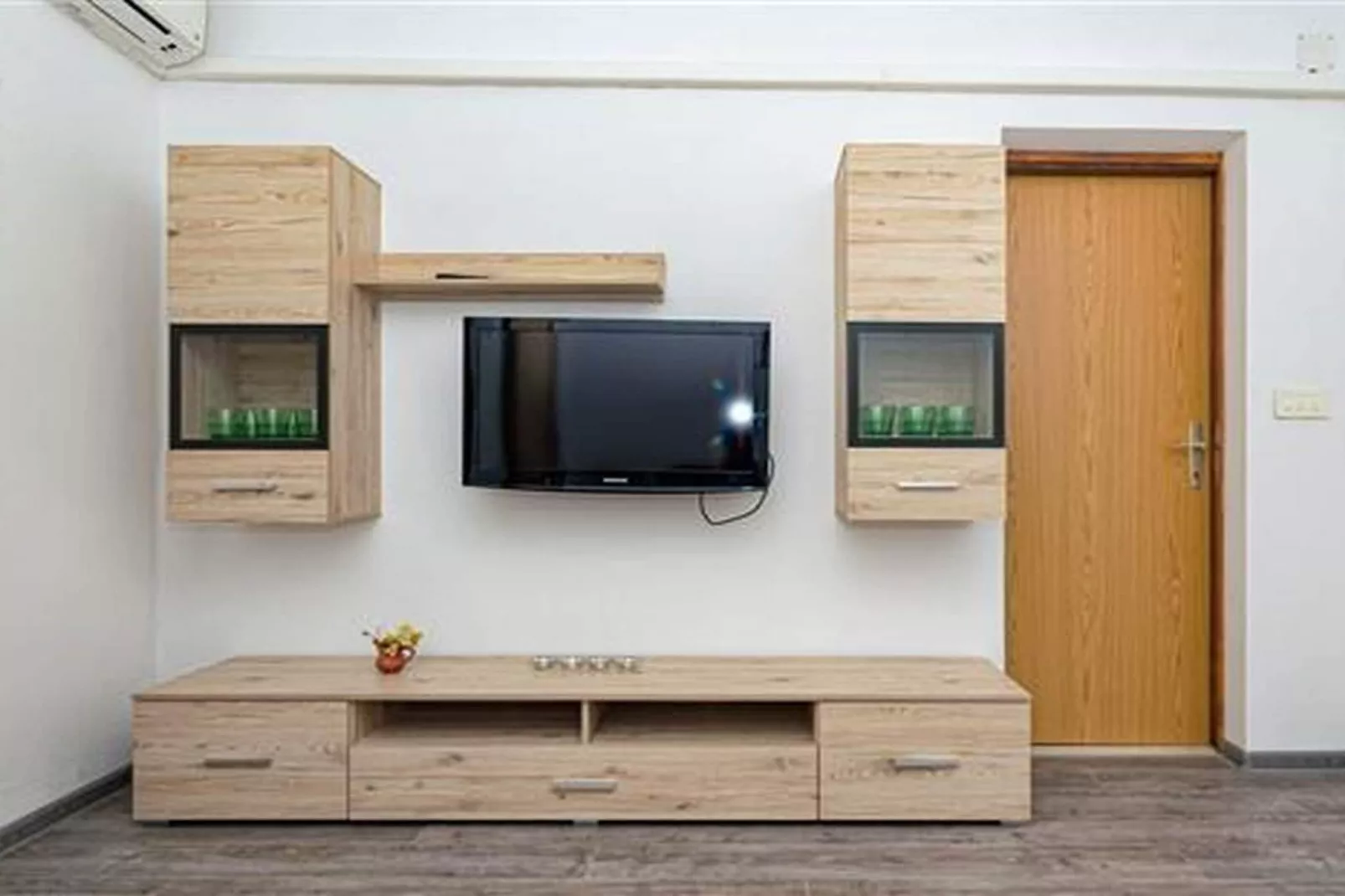 Apartments Radojković Lumbarda -One Bedroom Apartment with Terrace and Partial Sea View(A1)-Living room