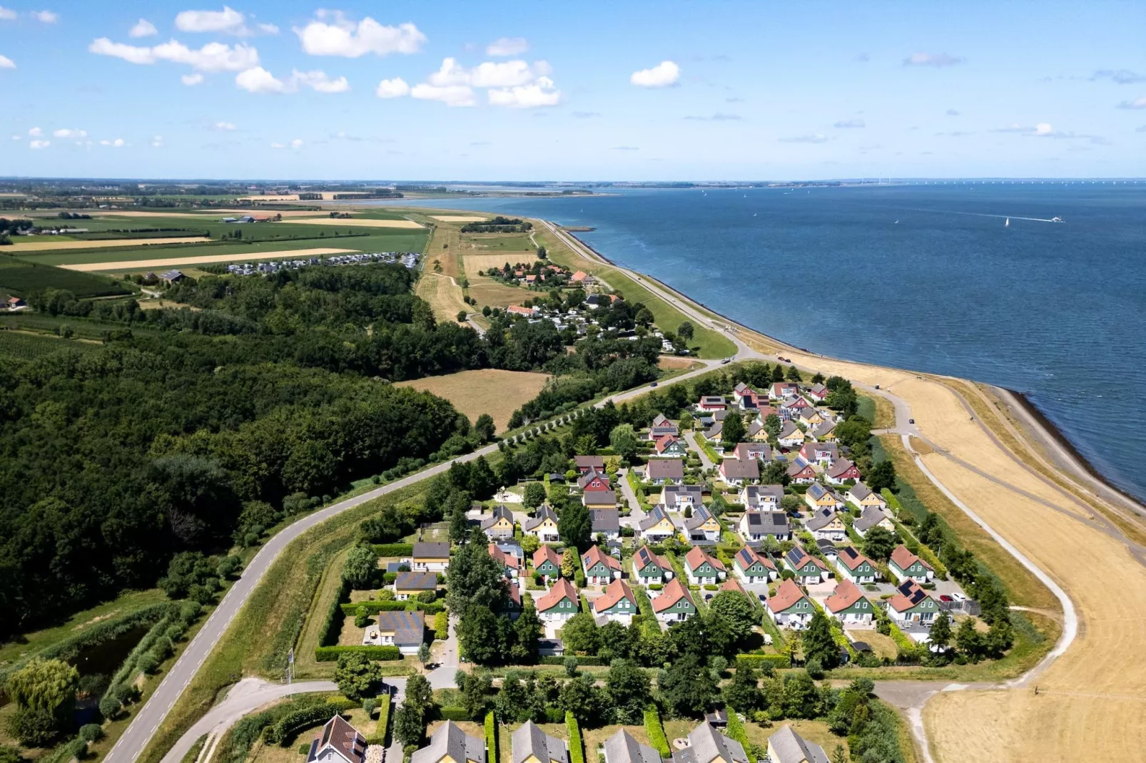 Villapark De Oesterbaai 137-Areas summer 5km