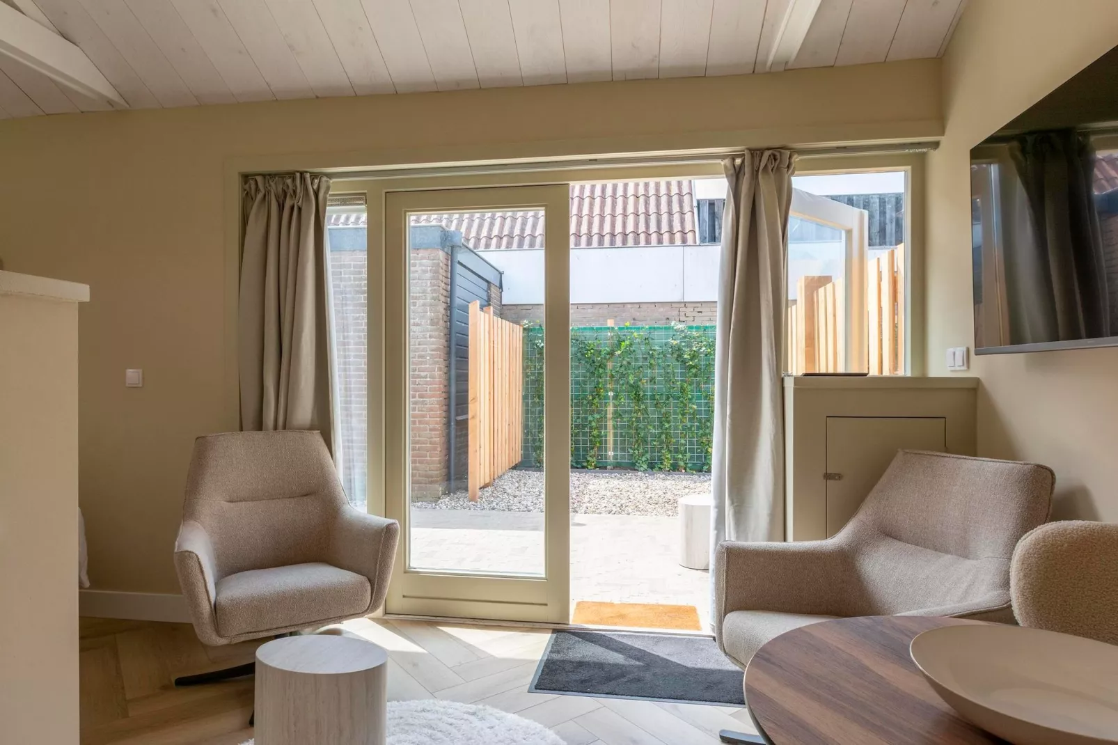 Strandsuites 2 agendas