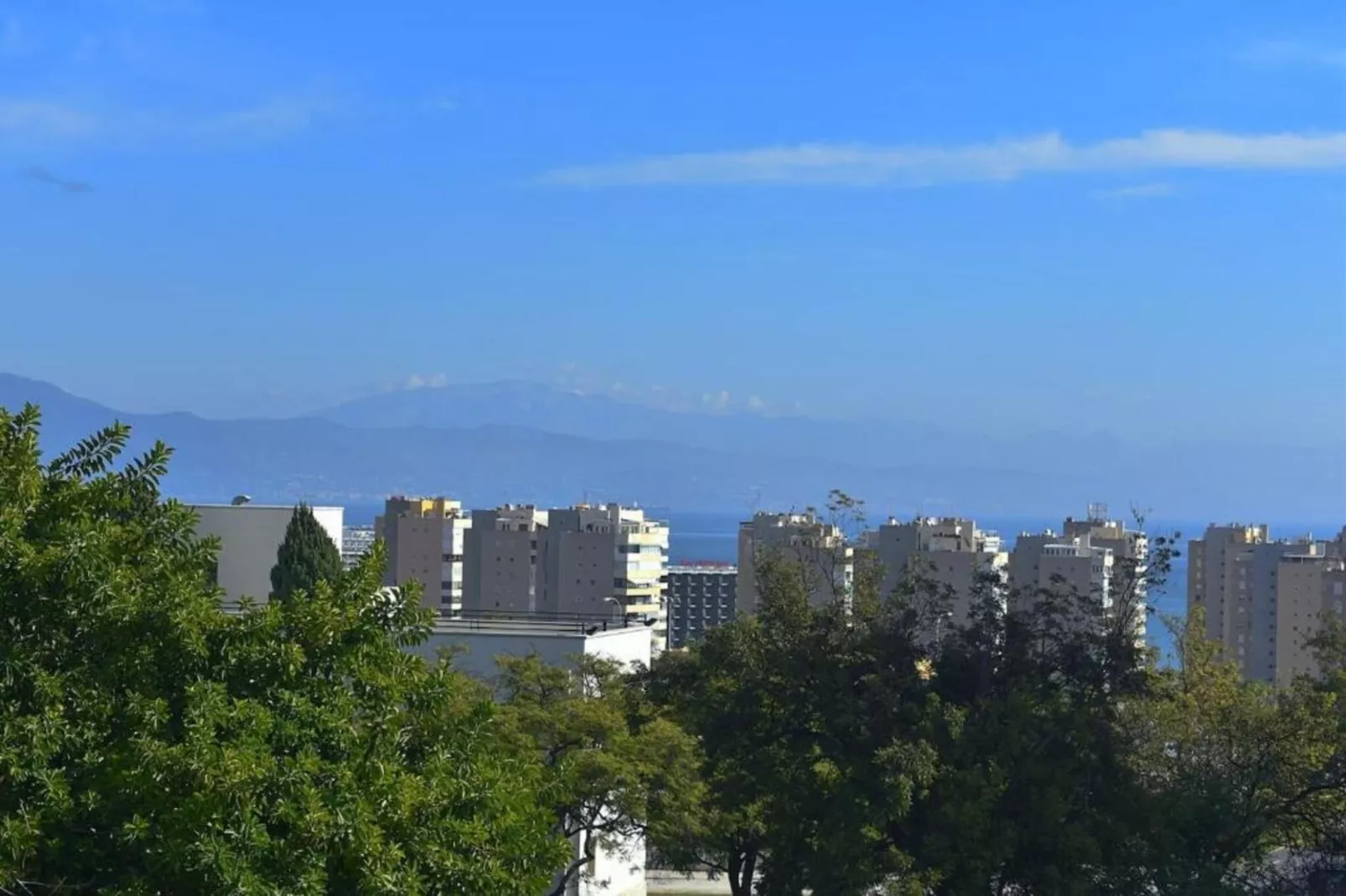 Noasti de SteraM FLATS Torremolinos-Areas summer 20km