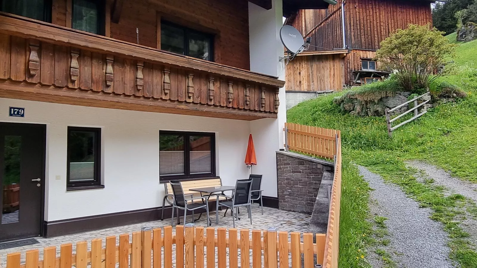 Ferienhaus Wolf-Terrace balcony