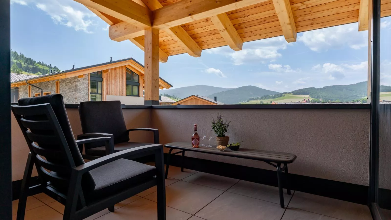 Grebenzen Lodges 49B-Terrace balcony